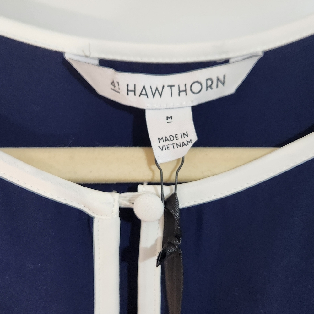 41 Hawthorn Navy Blouse with White Contrast Trim, NWT, Size MED - Picture 2 of 8
